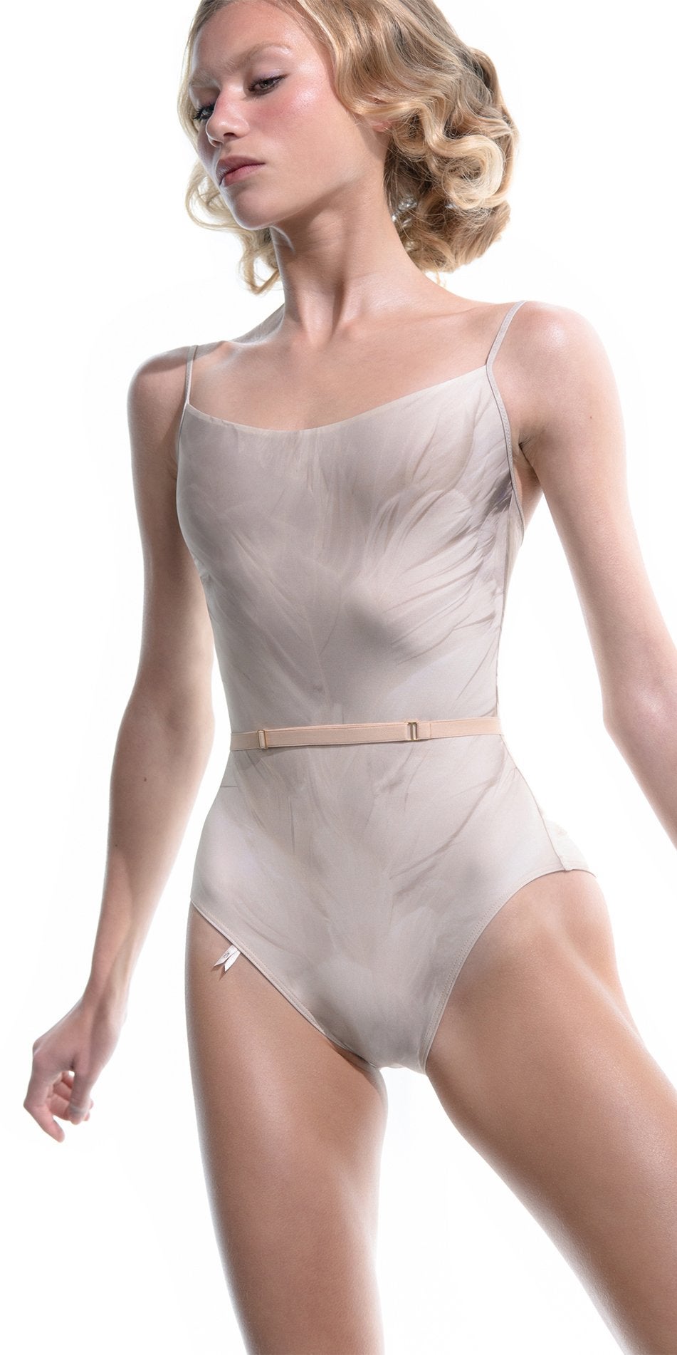 Just a corpse スワンレオタード